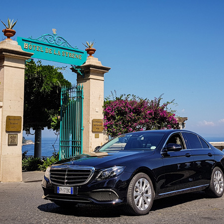 Mercedes E Class ready for a private transfer from Hotel Bellevue Syrene in Sorrento to Naples airport